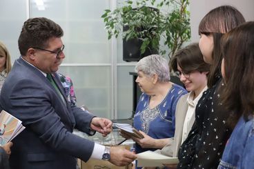 Agata Nowak z Poznania z nagrodą główną, Anna Kobylińska z Warszawy z nagrodą przyjaciół Marii Ewy Aulich – za nami III Ogólnopolski Konkurs Poetycki